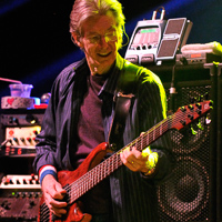 Explore photos of Furthur's 2010 NYE run at the Bill Graham Civic Auditorium on December 30, 2010