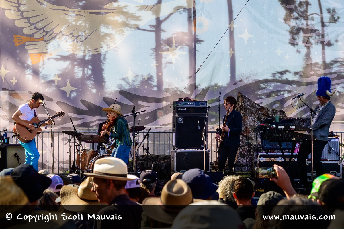 ALO performs with Laurie Lewis at Hardly Strictly Bluegrass 2025