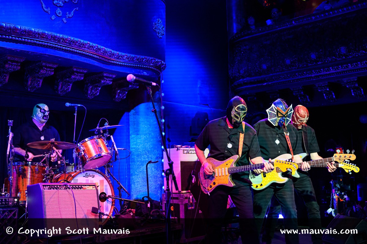 Los Straightjackets 2022 | Great American Music Hall | December 13